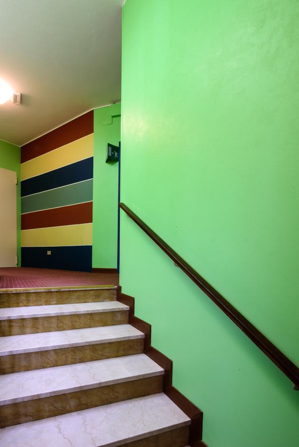 توسكولانو ماديرنو Colors Hostel المظهر الخارجي الصورة